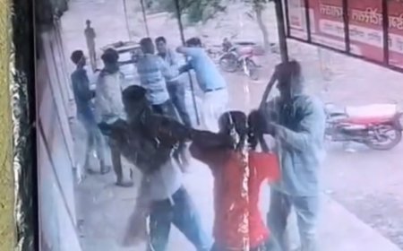 रतलाम में शराब दुकान पर दबंगों का हमला: फ्री शराब और हफ्ता नहीं मिला तो की तोड़फोड़, कर्मचारियों से मारपीट; CCTV में कैद हुई वारदात