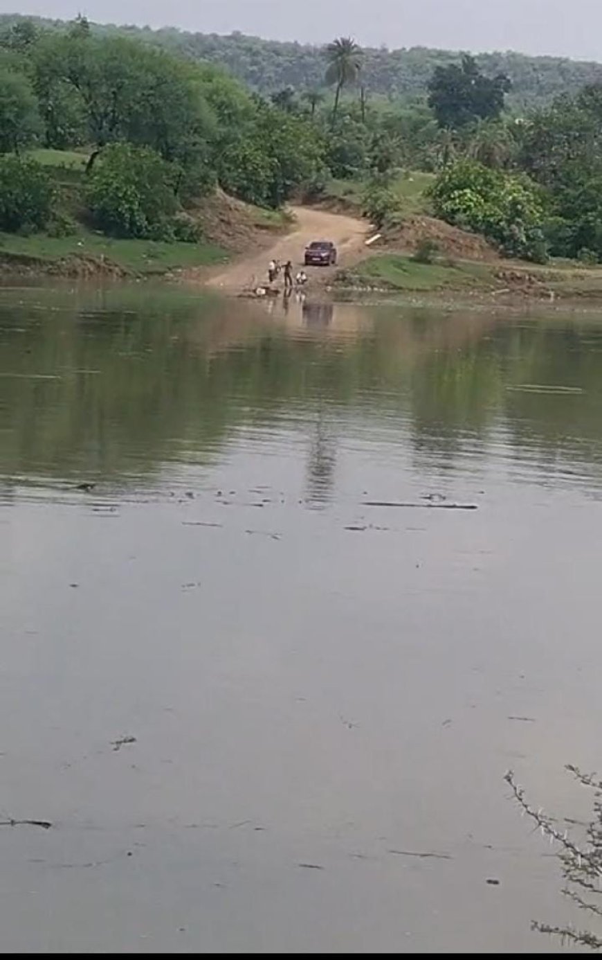 पार्वती नदी उफान पर, बैरसिया-नरसिंहगढ़ मार्ग बंद