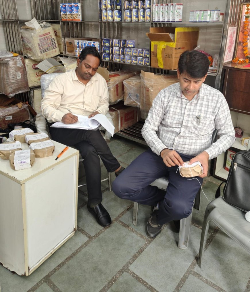 खाद्य सुरक्षा विभाग का छापा, 89 किलो घी और 171 किलो पनीर ज़ब्त