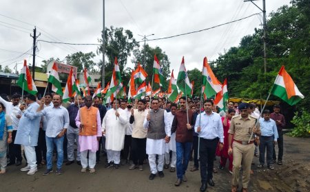 रायसेन में गूंजे भारत माता के जयकारे, तिरंगे के रंग में रंगा शहर; प्रभारी मंत्री पंवार की अगुवाई में निकली भव्य तिरंगा यात्रा