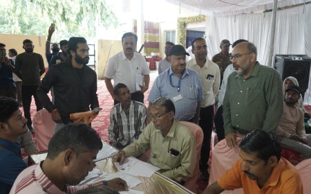 रायसेन में महा संपर्क अभियान के तहत उपभोक्ता सेवा शिविर, 64 शिकायतों का मौके पर निराकरण