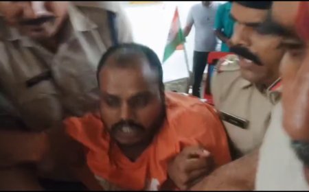 भोपाल में चयनित शिक्षक का 5 दिन से चल रहा निर्जल अनशन खत्म, पुलिस ने बलपूर्वक अस्पताल पहुंचाया