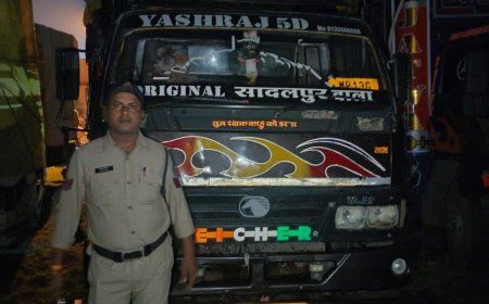 ईद मिलाद जुलूस में तेज आवाज में डीजे बजाने पर रतलाम पुलिस की सख्त कार्रवाई, 8 डीजे जब्त