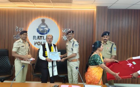 लंबी पुलिस सेवा के बाद तीन अधिकारी सेवानिवृत्त, रतलाम पुलिस ने सम्मानपूर्वक दी विदाई