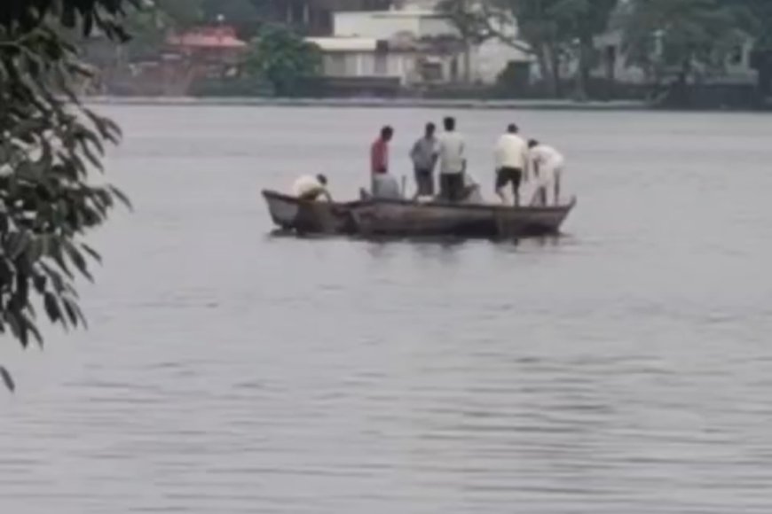 15 अगस्त तक मछली पकड़ने पर प्रतिबंध, फिर भी तालाबों में धड़ल्ले से हो रहा शिकार