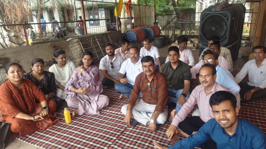 रायसेन में पटवारी अनिश्चितकालीन कलमबंद हड़ताल पर, पांच सूत्रीय मांगों को लेकर शुरू हुआ आंदोलन