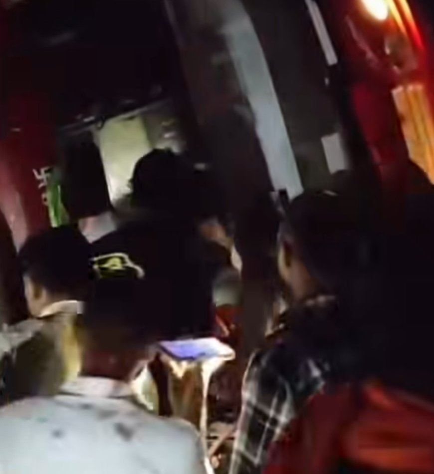 नरसिंहगढ़ में दर्दनाक बस हादसा: बांडा बेदरा तालाब के पास बस पलटी, 20 यात्री घायल
