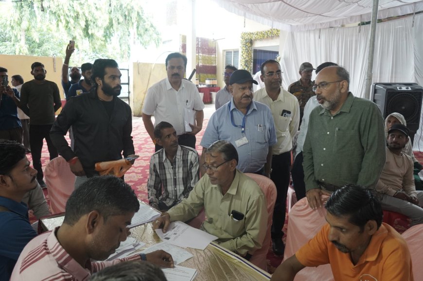 रायसेन में महा संपर्क अभियान के तहत उपभोक्ता सेवा शिविर, 64 शिकायतों का मौके पर निराकरण