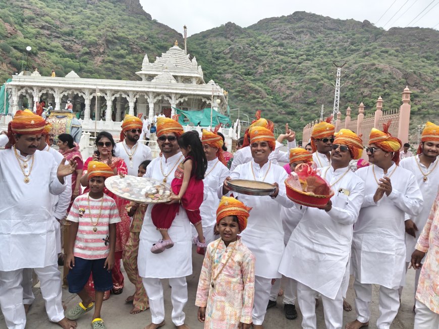 जैन सोशल ग्रुप जावरा नवकार का तीन दिवसीय धार्मिक टूर संपन्न