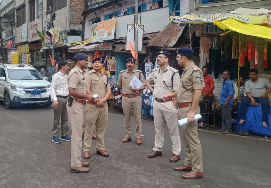 ईद-ए-मिलाद जुलूस मार्ग का वरिष्ठ पुलिस अधिकारियों ने किया पैदल निरीक्षण, सुरक्षा और यातायात व्यवस्था के दिए निर्देश