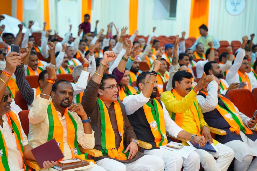 किसानों की आवाज बनकर सरकार और संगठन के बीच मजबूत कड़ी बने किसान मोर्चा: हेमंत खण्डेलवाल