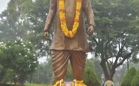 कुशाभाऊ ठाकरे की जयंती पर CM मोहन यादव ने अर्पित की पुष्पांजलि, कहा- सादगी और संगठन निष्ठा के आदर्श हैं ठाकरे जी