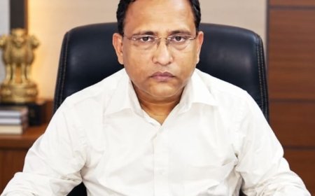 ओबीसी महासभा ने निर्वाचन अधिकारी दीपक पाण्डे पर लगाए गंभीर आरोप, कलेक्टर और आयुक्त को सौंपा शिकायत पत्र