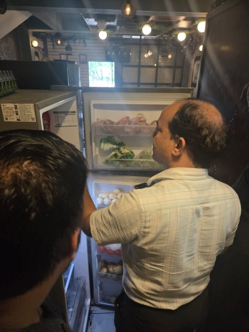 लालघाटी के रेस्टोरेंट्स में खाद्य सुरक्षा विभाग का छापा