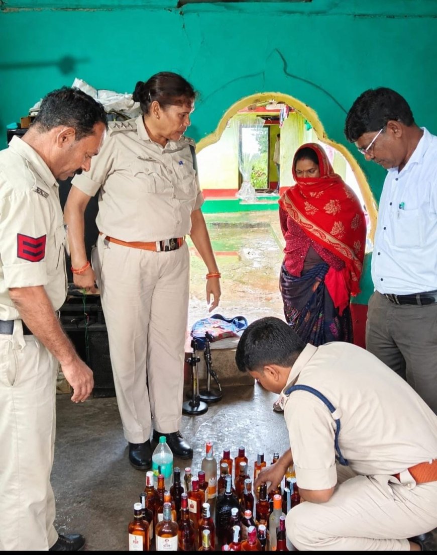 अवैध मदिरा के निर्माण, धारण एवं विक्रय के विरुद्ध आबकारी विभाग की कार्रवाई