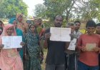 शहडोल में गरीबों के निवाले पर डाका! 300 आदिवासी परिवारों का 2 महीने का राशन हजम, अंगूठा लगवाकर करोड़ों का खेल, वीडियो वायरल होते ही मचा बवाल!