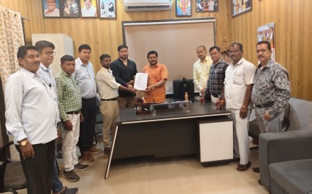 जनपद पंचायत फंदा कार्यालय को बरखेड़ी कलां शिफ्ट करने का पुरजोर विरोध, जिला पंचायत सीईओ व उपाध्यक्ष को दिया ज्ञापन