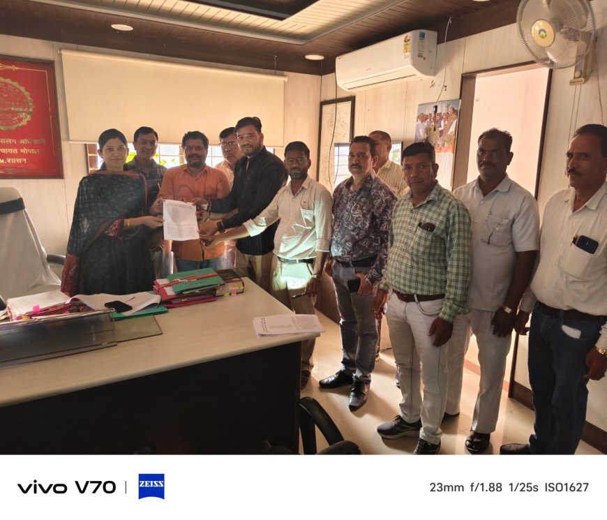 जनपद पंचायत फंदा कार्यालय को बरखेड़ी कलां शिफ्ट करने का पुरजोर विरोध, जिला पंचायत सीईओ व उपाध्यक्ष को दिया ज्ञापन